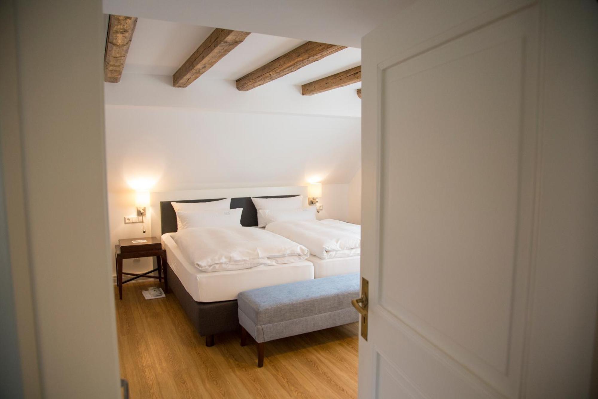Apartment mit 2 Schlafzimmern und Balkon